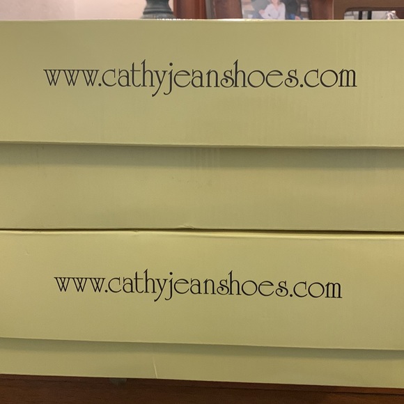 Cathy Jean Ankle boot in Black - Picture 4 of 4